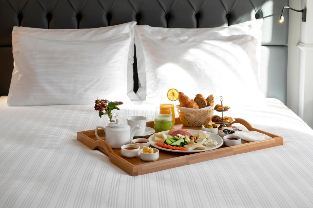Wish More Hotel Sisli Κωνσταντινούπολη Εξωτερικό φωτογραφία A breakfast tray