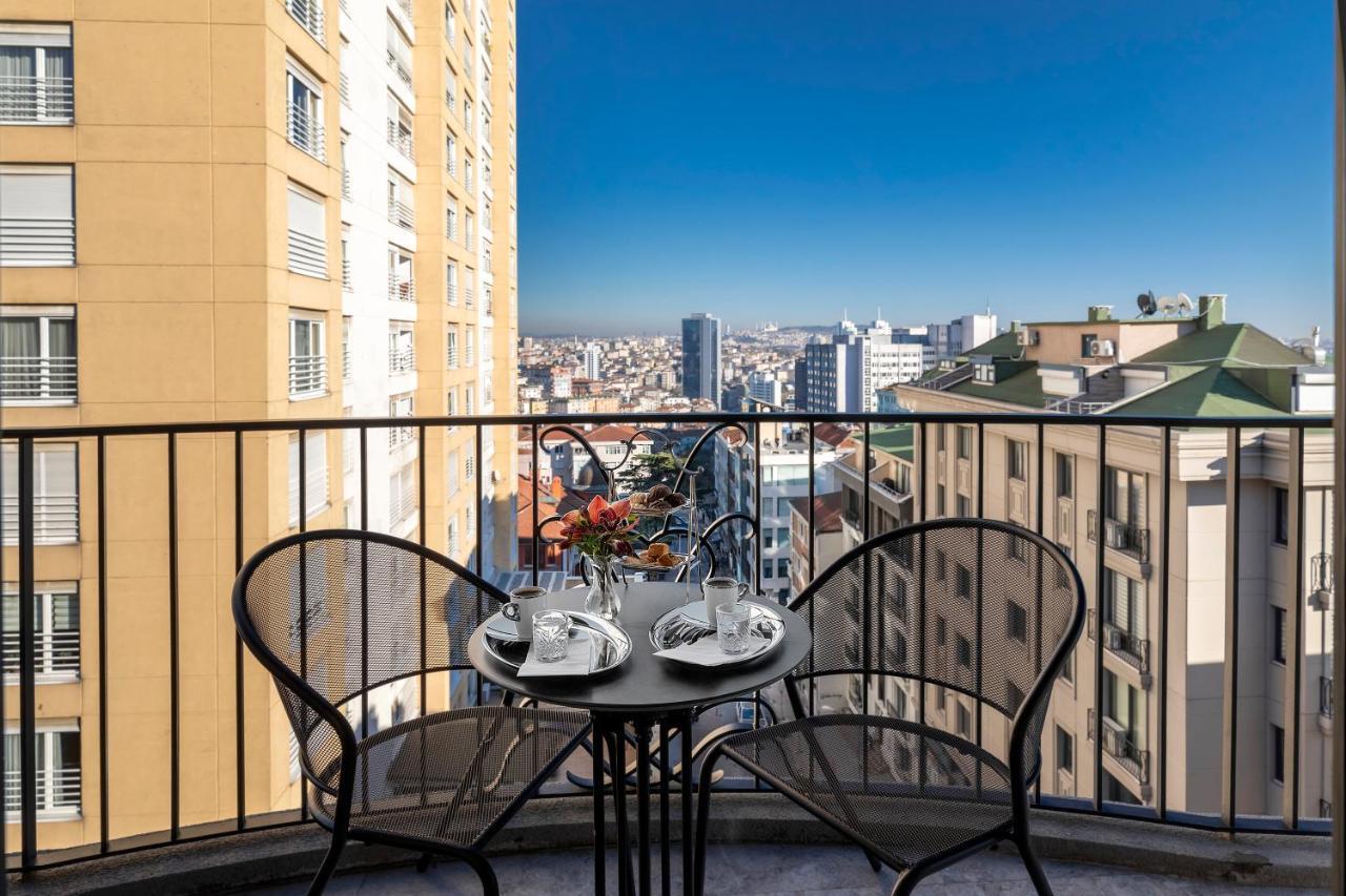 Wish More Hotel Sisli Κωνσταντινούπολη Εξωτερικό φωτογραφία A balcony