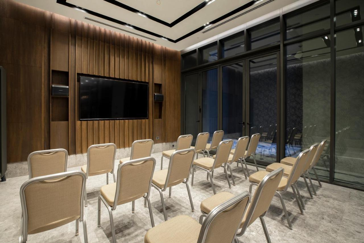 Wish More Hotel Sisli Κωνσταντινούπολη Εξωτερικό φωτογραφία The meeting room