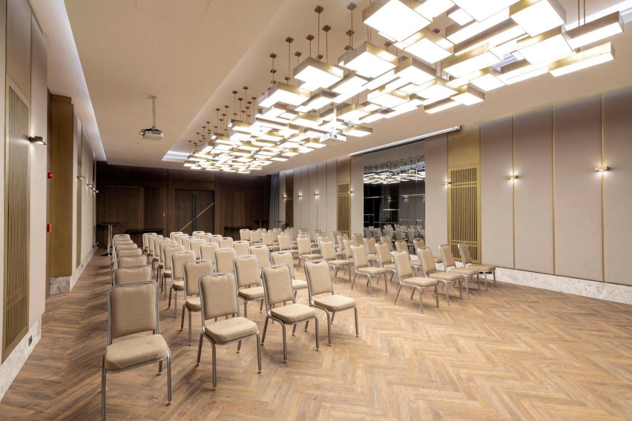 Wish More Hotel Sisli Κωνσταντινούπολη Εξωτερικό φωτογραφία The interior of the conference hall